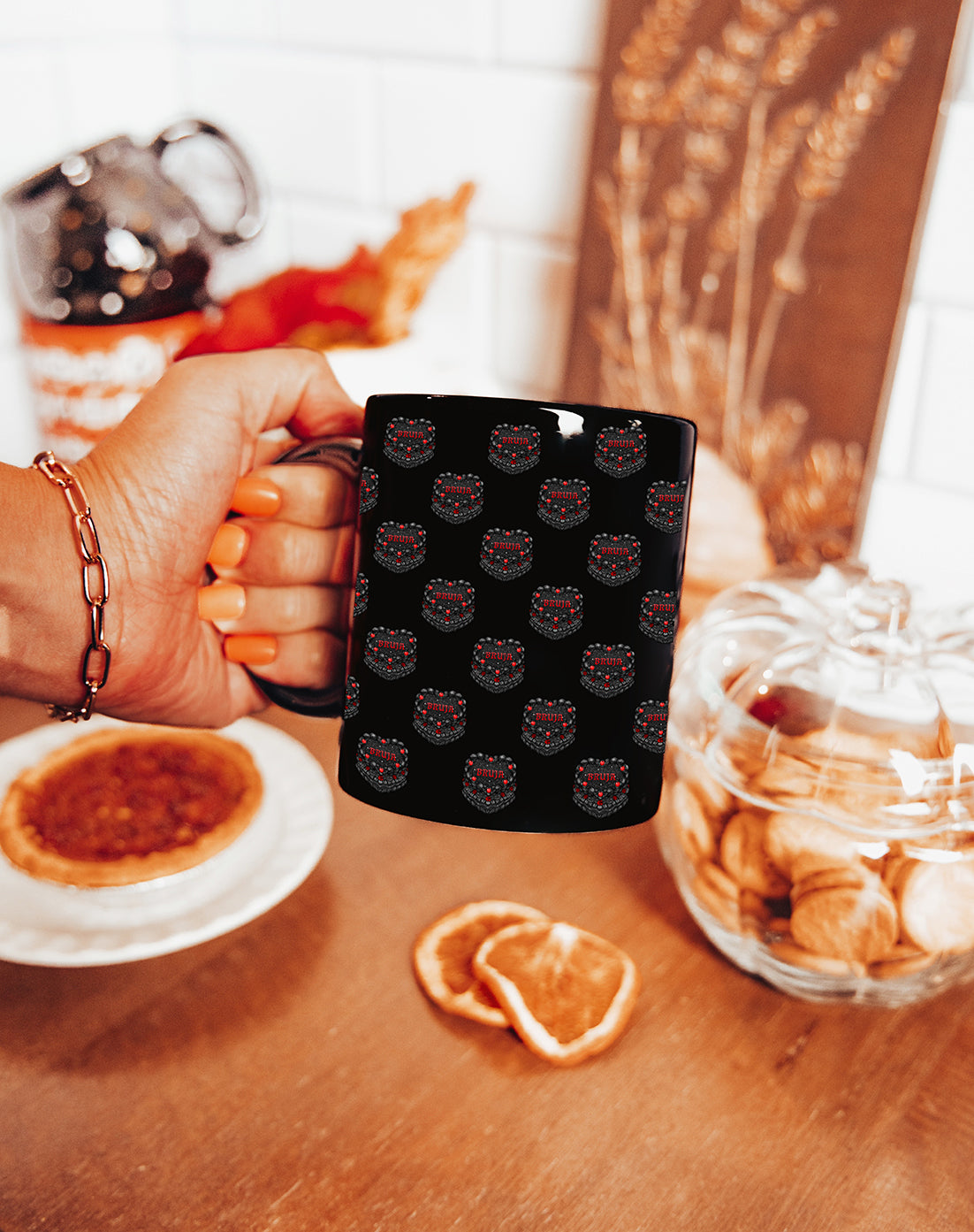 Bruja Vintage Heart Cake Pattern 11oz Black Glossy Finish Mug ✨🖤